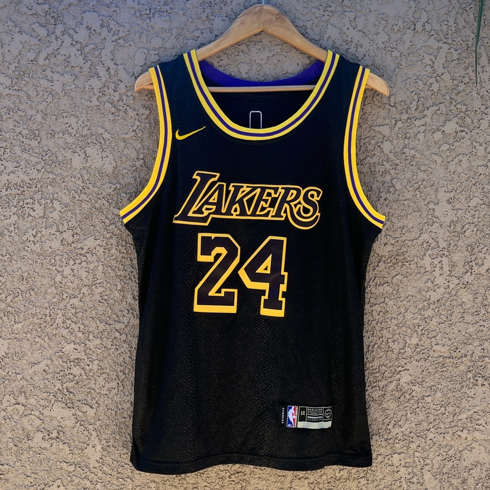 Kobe Bryant Los Angeles Lakers Swingman Jersey size 44